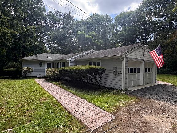 2nd image of 8 Midwood Rd
