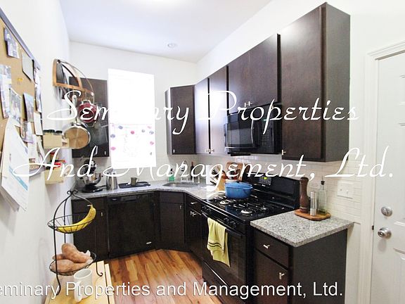 2nd image of 1712 W Sunnyside Ave APT 2R