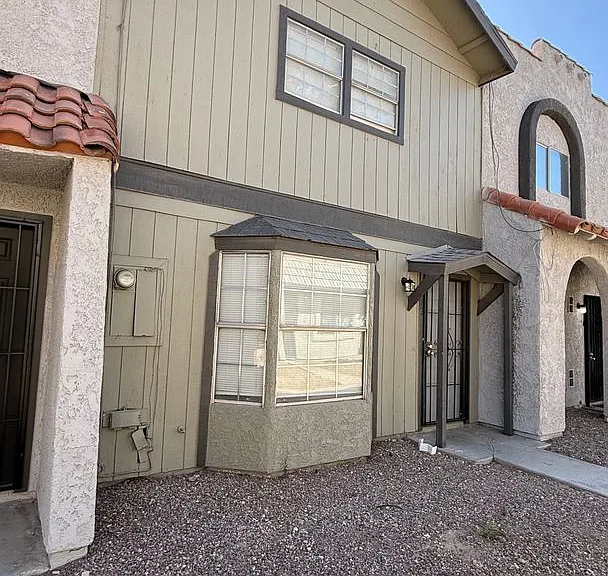 882 Ripple Way — Photo 1