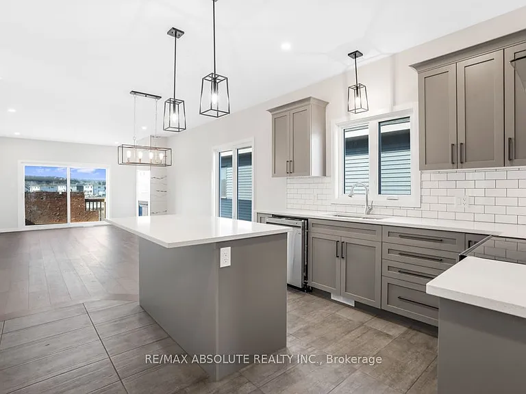 399 Sterling Ave — Photo 11