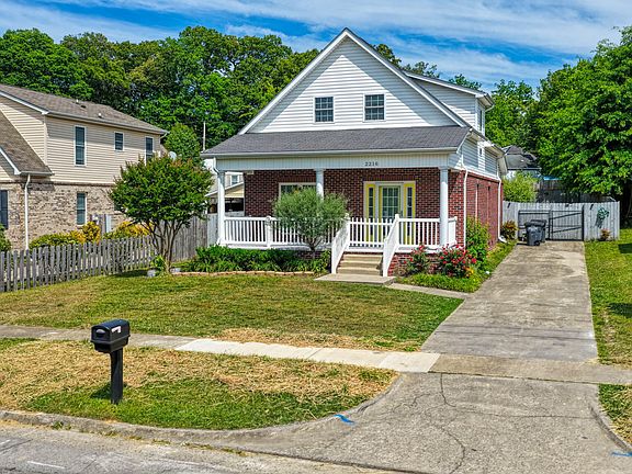 4th image of 2216 Sherwood Rd