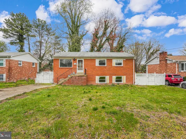 14127 Grayson Rd, Woodbridge, VA 22191