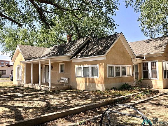 2nd image of 401 & 409 S Avenue B