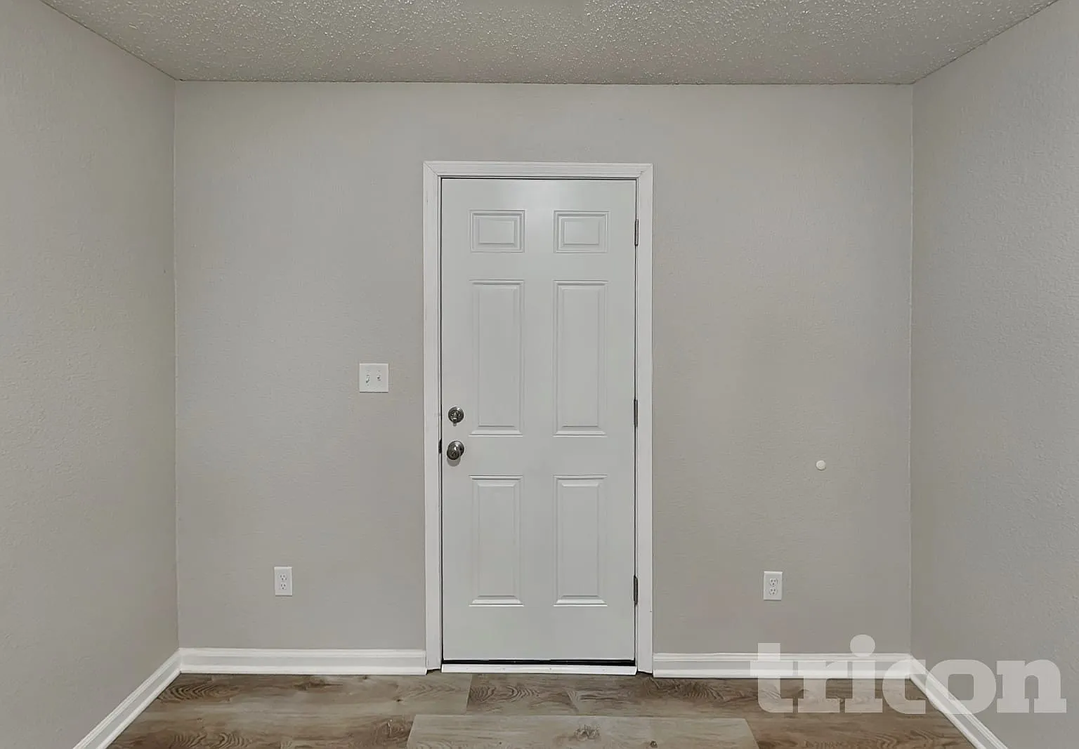 1836 Farm Meadow Drive Greenwood IN — Photo 4