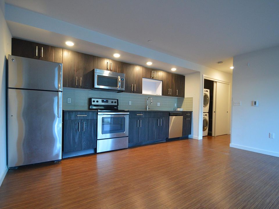 1st image of 1823 18th Ave Unit 102