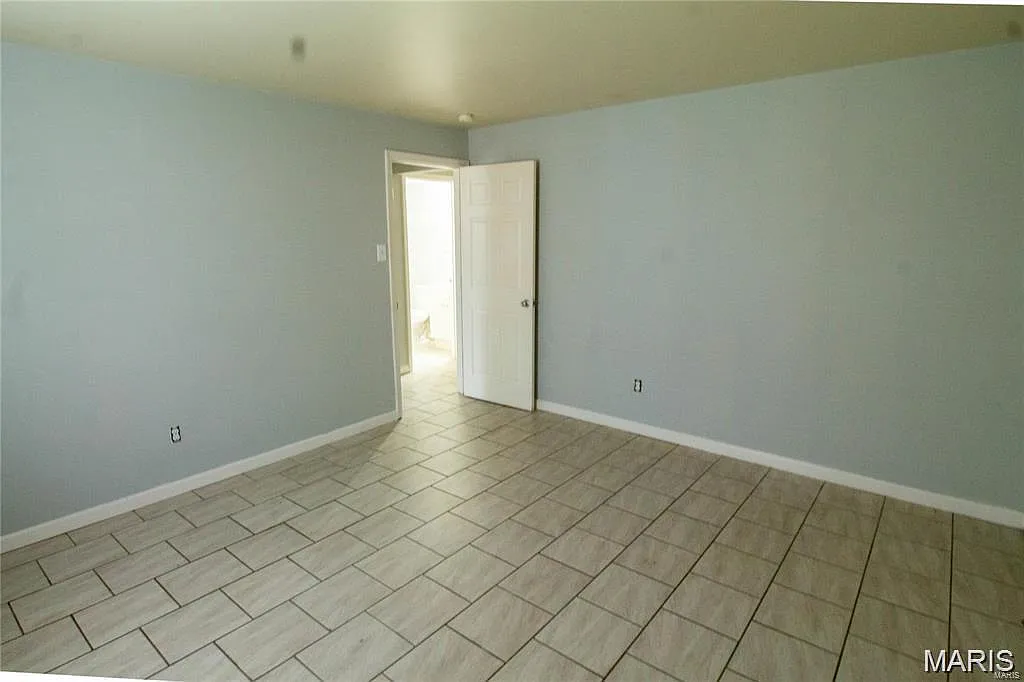 Building Photo - 317 Mount Everest Dr #D
