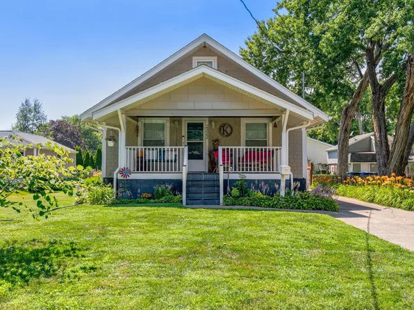 2322 45th St, Des Moines, IA 50310