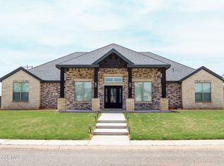 803 13th St, Wolfforth, TX 79382