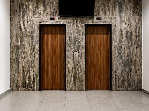3rd image of 864 Ashford Suite 712