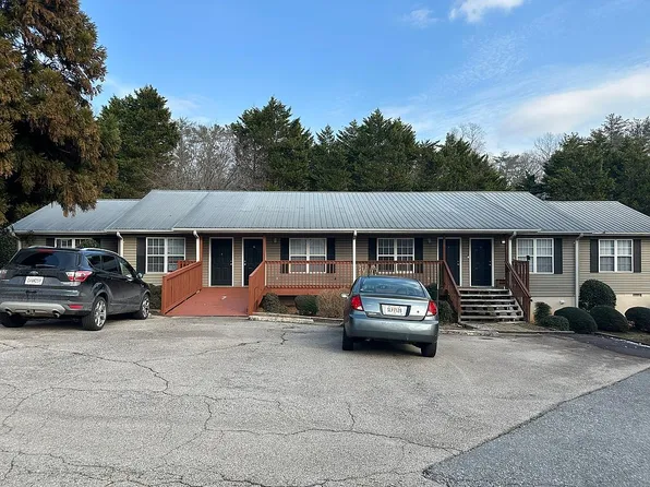 683 Grant St APT J, Clarkesville, GA 30523