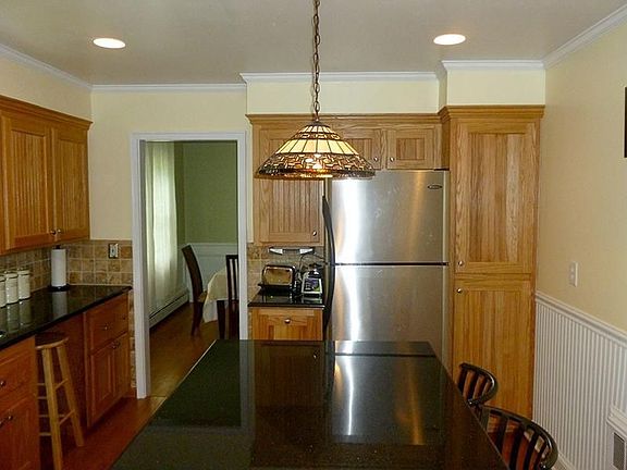 Sunny Renovated Edgewood Colonial