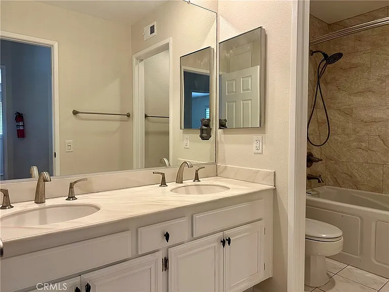 28031 Lucero — Photo 18