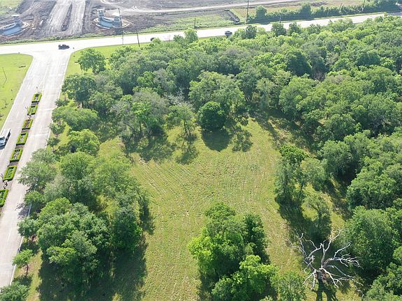 5th image of 8011 Thompson Lake Dr