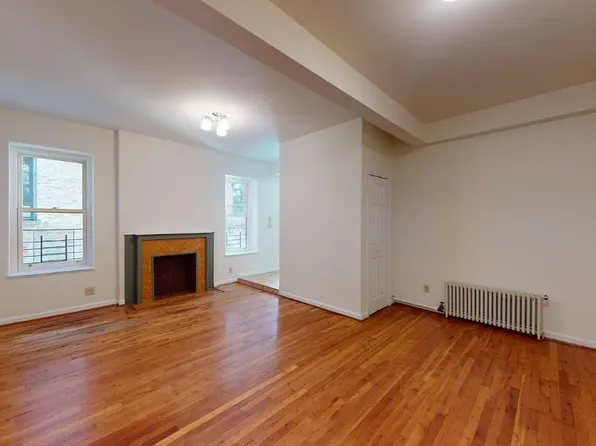 227 Riverside Drive image 1 of 7