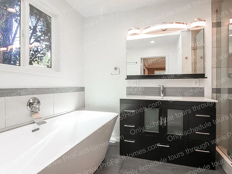 7840 SW West Slope Dr — Photo 24