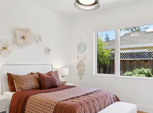 687 Springer Trl, Los Altos, CA 94024