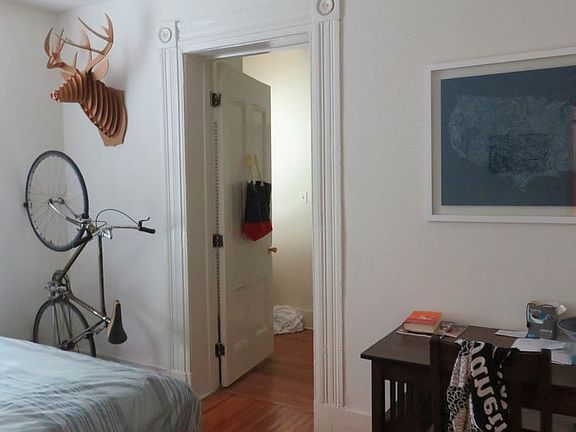 3rd image of 317 S 10th St #11272109
