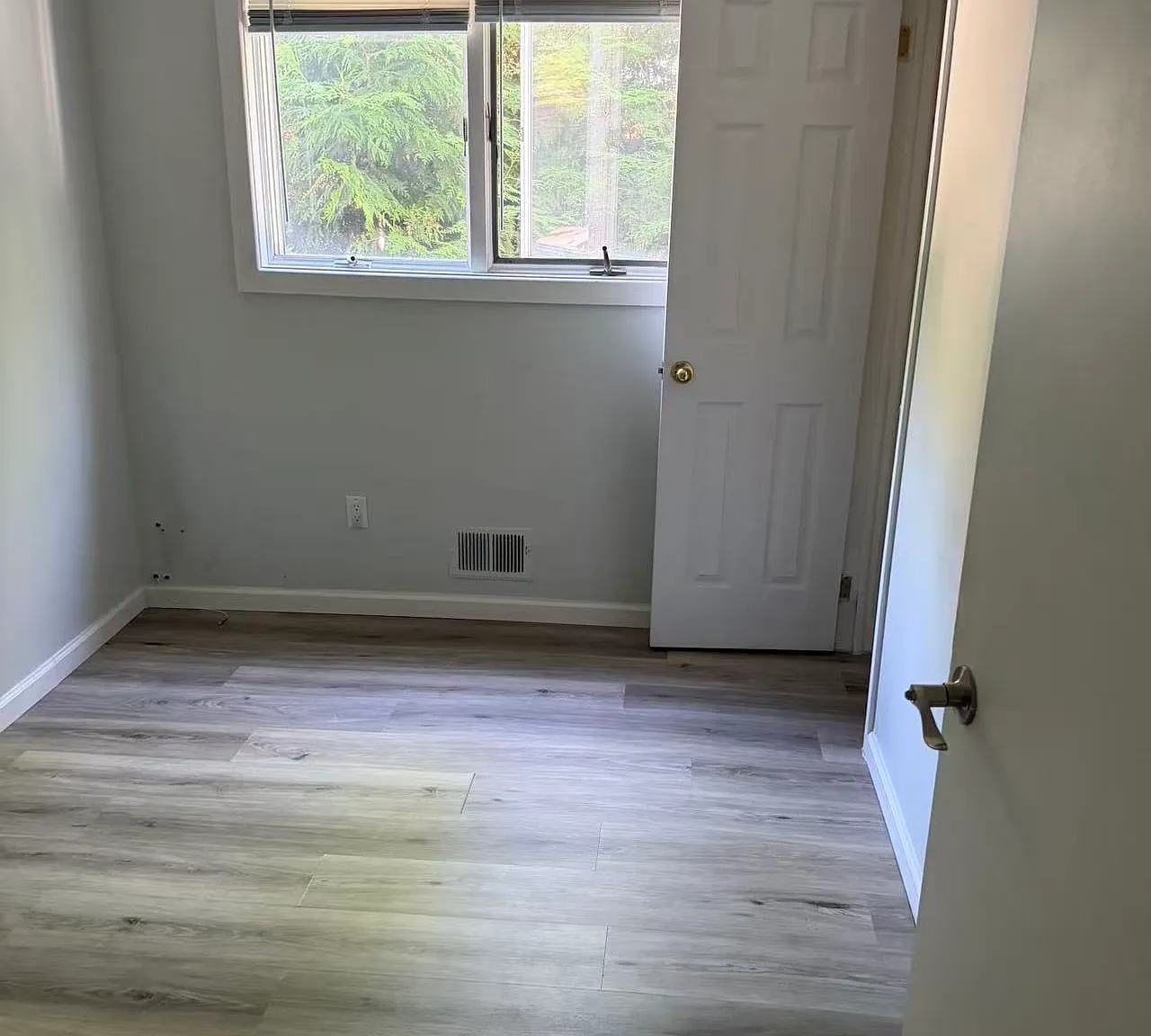 2 bed, 1000 sqft, $2,500 — Photo 3