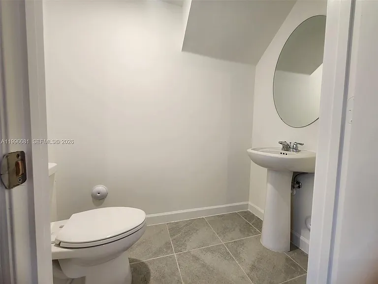 2429 SE 28th Dr #2429 — Photo 11
