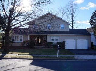 101 Rodak Cir, Edison, NJ 08817