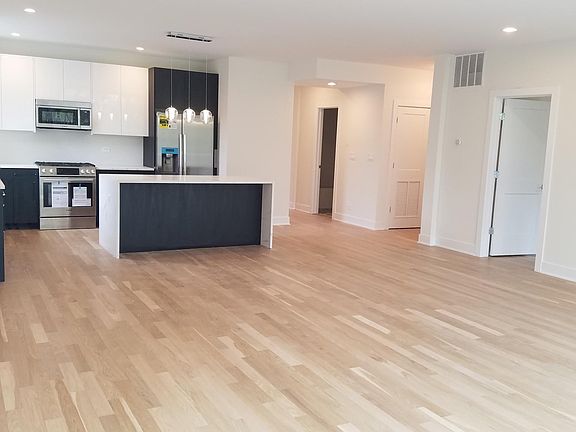 5th image of 1841 S Canalport Ave #2