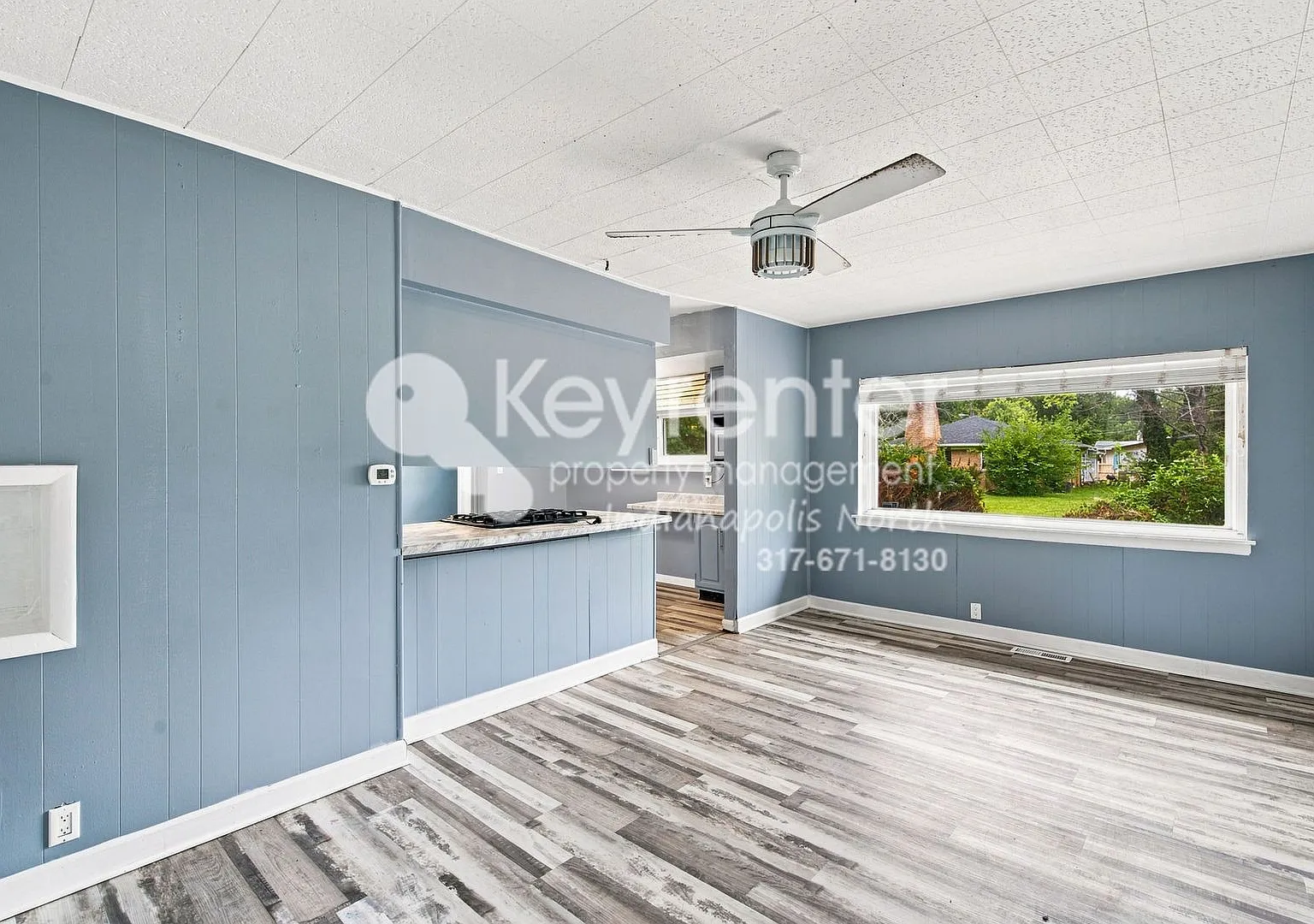 Well-Situated 3-Bedroom Corner-Lot Home with Fenced Yard & Fireplace — Photo 2