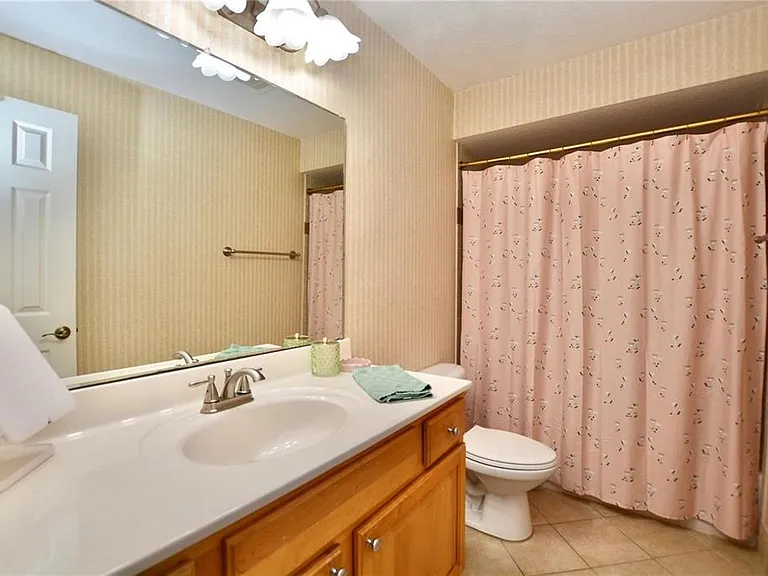 6150 Gulfport Blvd S — Photo 36