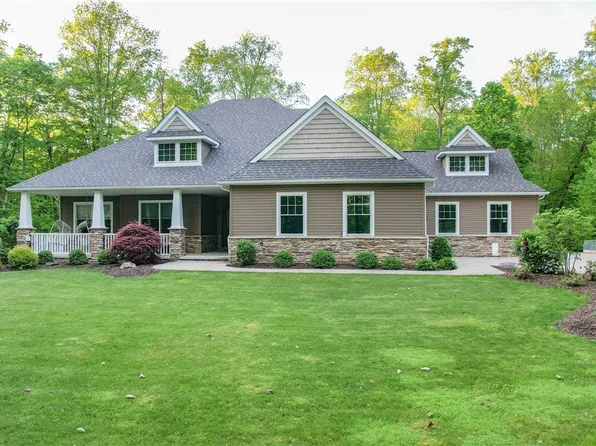 5355 Summerwood Dr, Seville, OH 44273