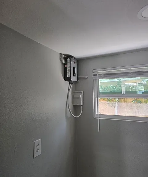 514 Avenue C NE #1 — Photo 7