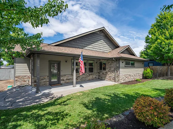 256 Robert Trent Jones Blvd, Eagle Pt, OR 97524