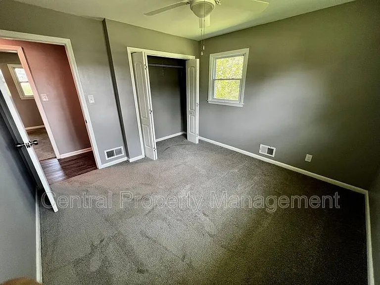 104 Madison Cir — Photo 16