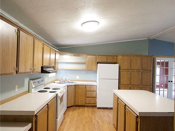 5th image of 721 186th Ave E