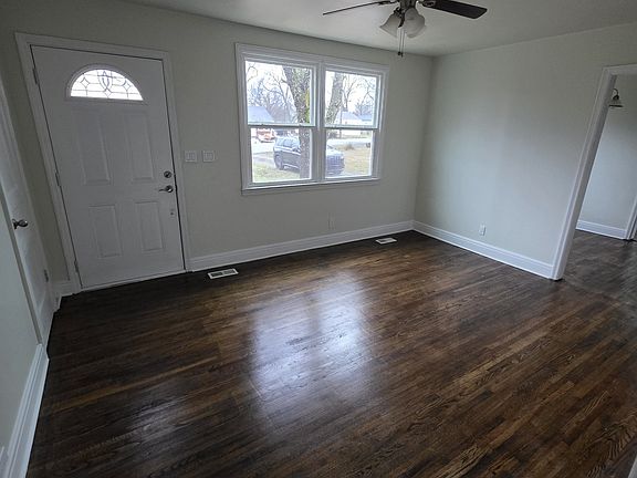 5th image of 3724 Hewlett Dr