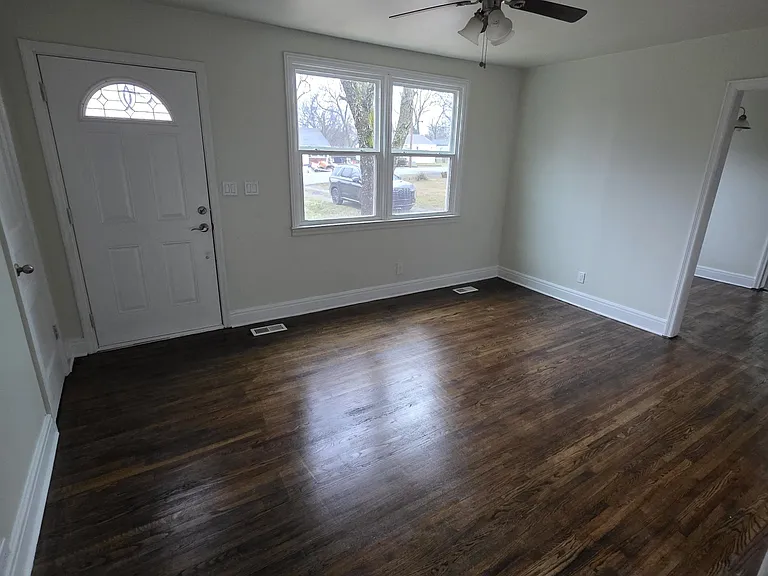 3724 Hewlett Dr — Photo 5