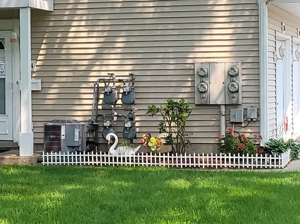 1244 Nova Ct #1244, Wheeling, IL 60090