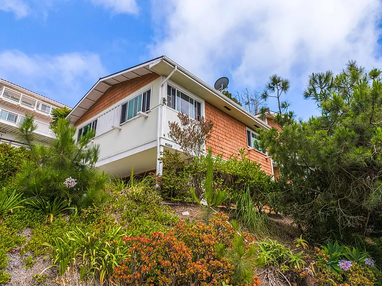 28130 Ambergate Dr — Photo 40