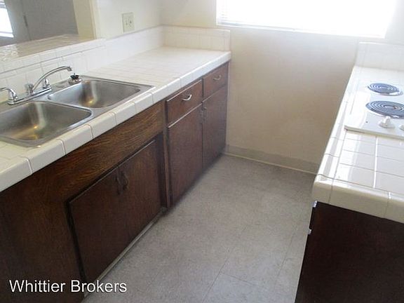 3rd image of 7617 Comstock Ave APT D