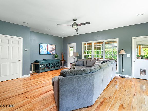 5th image of 2774 Ashton Ln