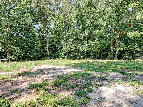 4th image of 253 Long Branch Rd