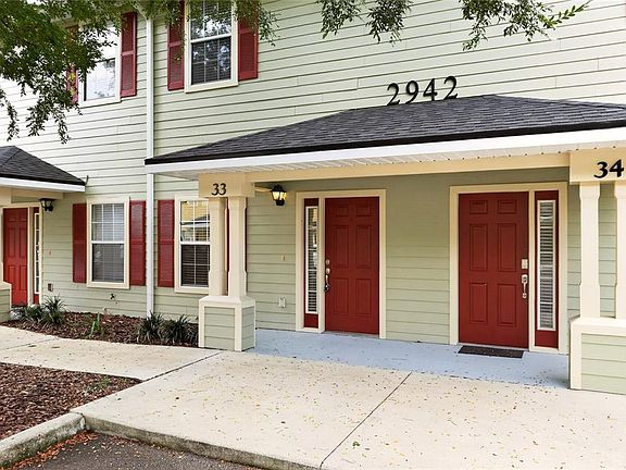 4th image of 2942 SW 35TH PLACE #33