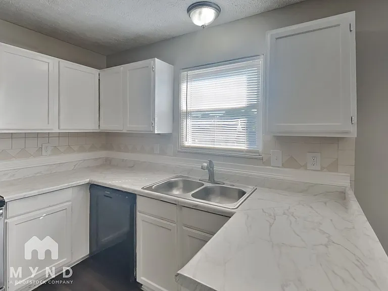 3108 Olympic Club Dr — Photo 9