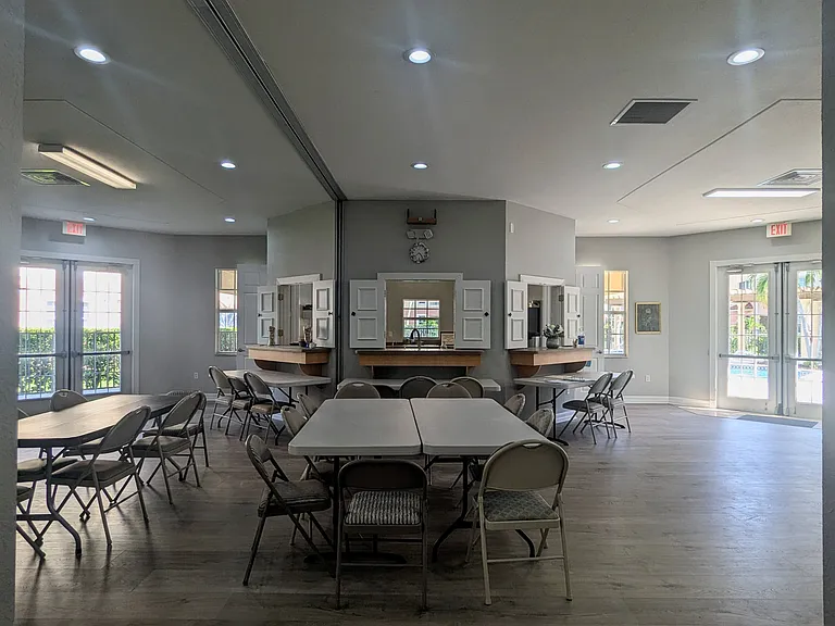 1129 Van Loon Commons Cir #304 — Photo 4