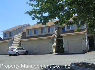 2110 NE Holliday Ave APT 3, Bend, OR 97701