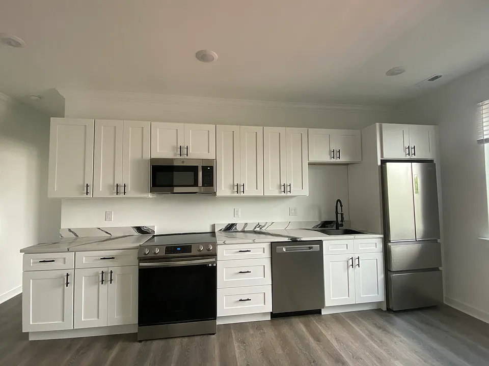 3414 Haverford Ave #5