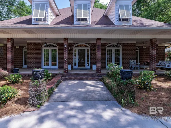 709 Oak Bluff Dr, Daphne, AL 36526