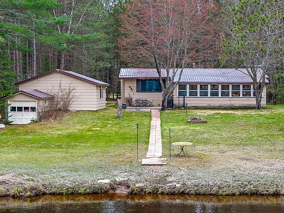 2nd image of 7453 Wolf Rd