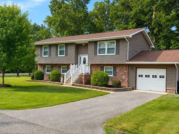 21700 Endeavor St, Lexington Park, MD 20653