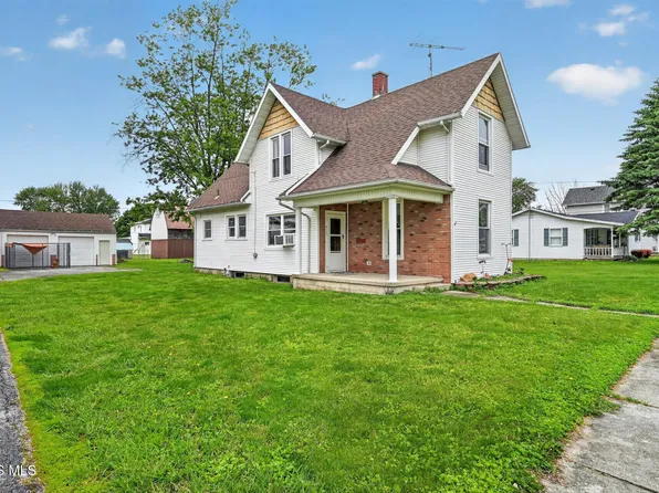 411 N 2nd St, North Baltimore, OH 45872