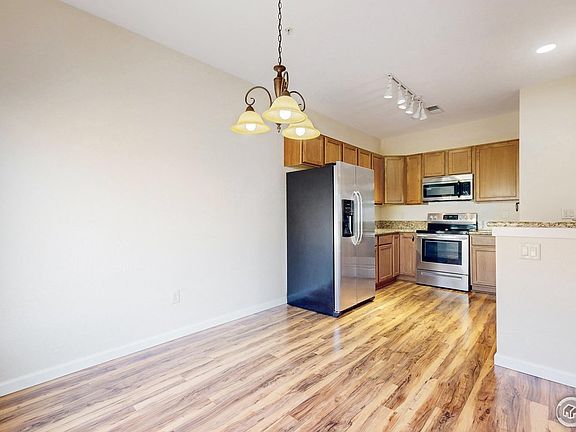 3rd image of 4905 Hahns Peak Dr #101