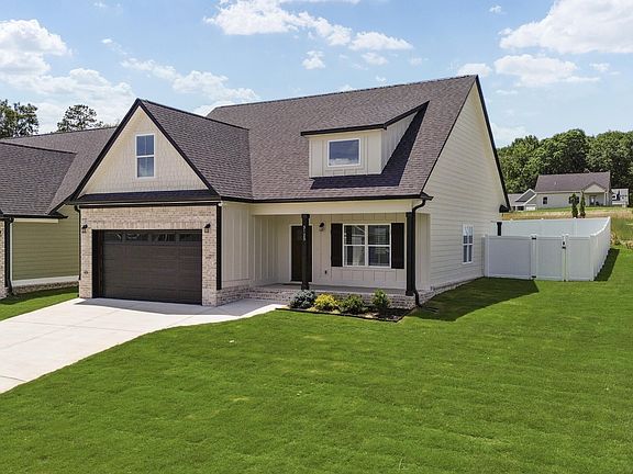 2nd image of 5125 Ella Ln NE